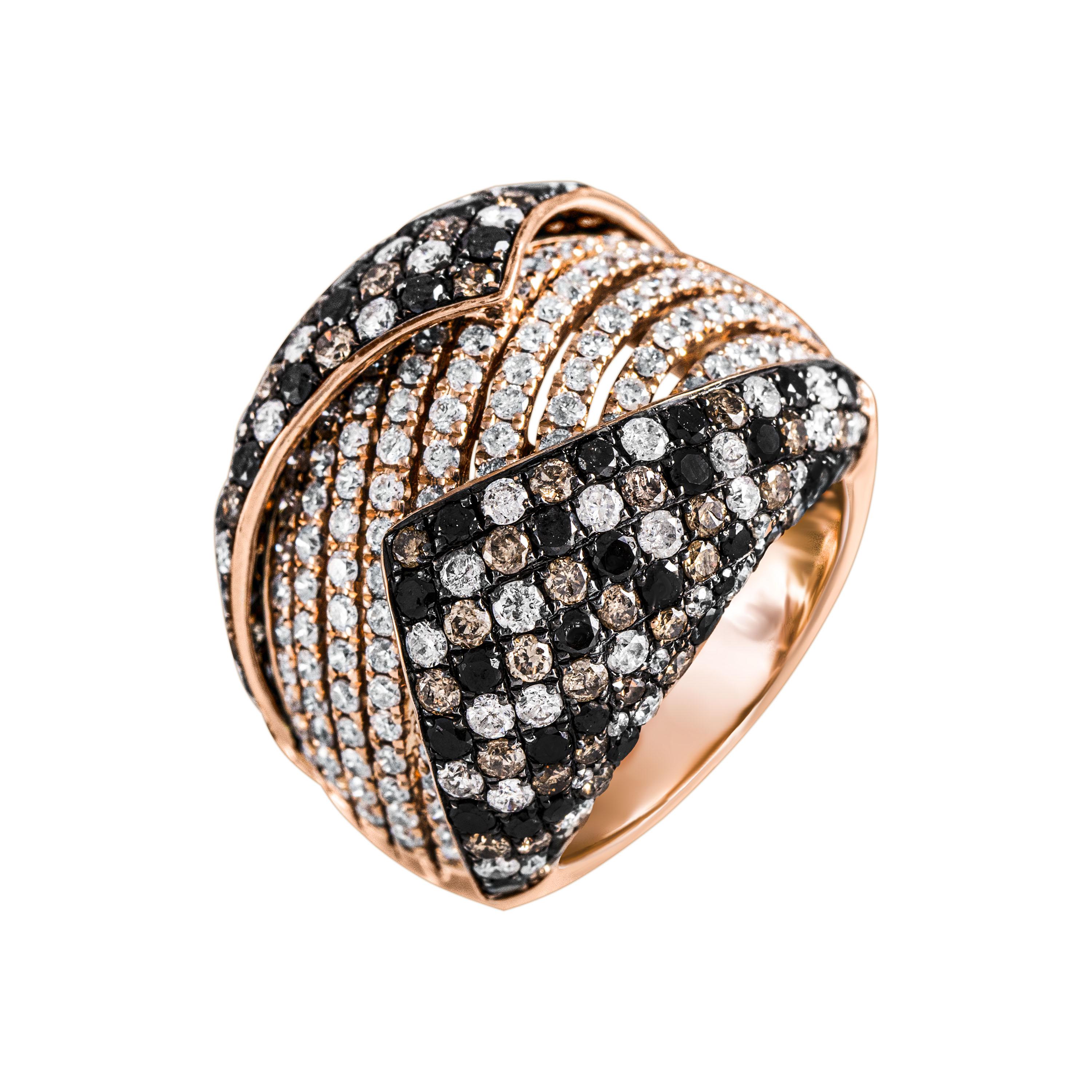 Золотое кольцо с бриллиантами 750 пробы 14.59 грамм